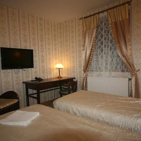 Dwor Ostoia Hotel Rymanów Værelse billede